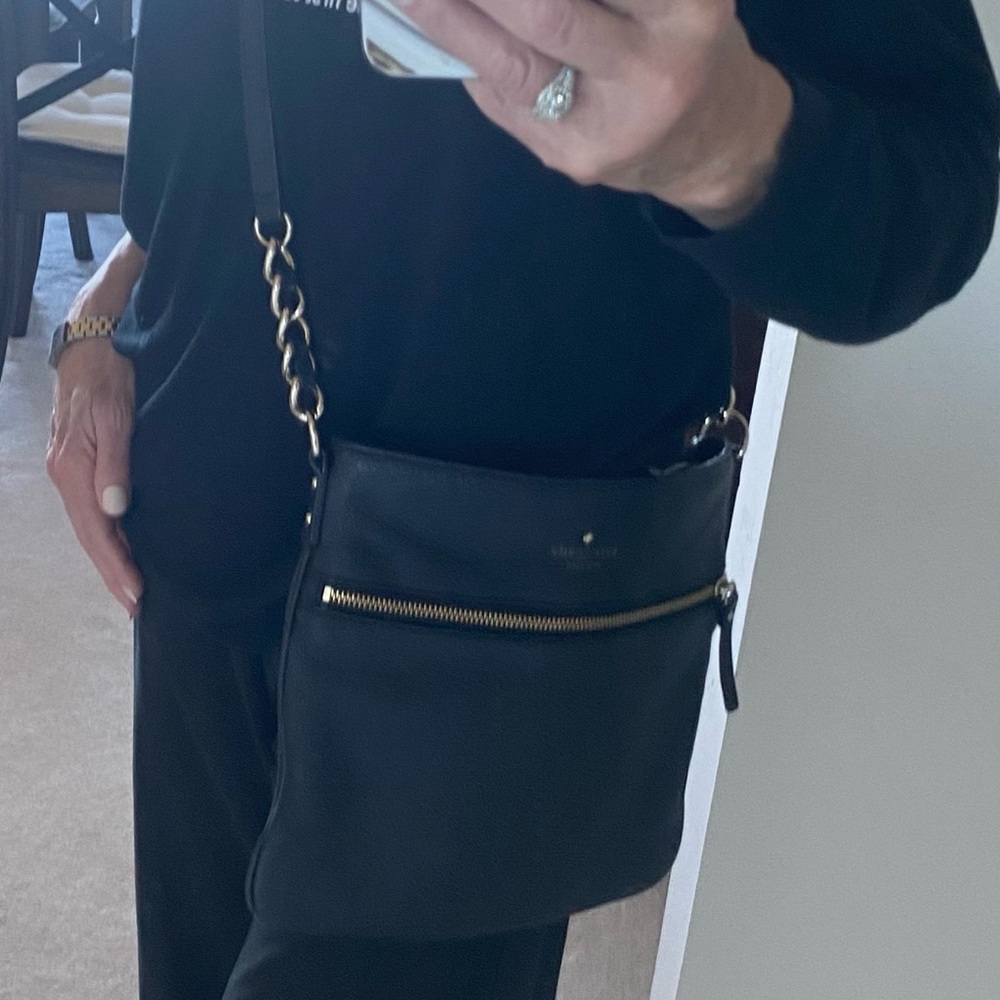 Kate Spade NY Cobble Hill Ellen Cross-Body Handbag, BLK Leather-Great like NEW - Picture 4 of 12